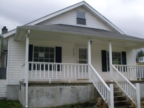 6166 Baptist Valley Rd, North Tazewell, VA 24630
