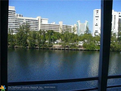 400 Diplomat Pkwy # 306, Hallandale, FL 33009