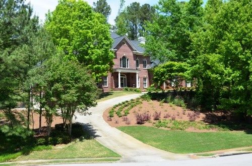 4904 Whispering Lake Circle, Birmingham, AL 35244