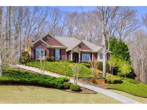 106 Grandcrest Drive, Suwanee, GA 30024