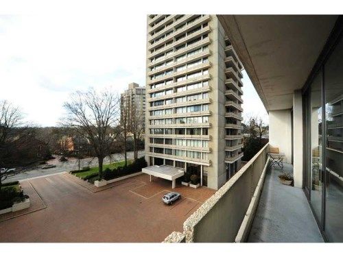 Unit 8f - 2575 Peachtree Road Ne, Atlanta, GA 30305