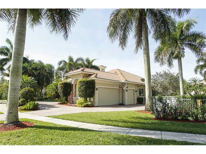 10968 GOLDEN EAGLE CT, Fort Lauderdale, FL 33324