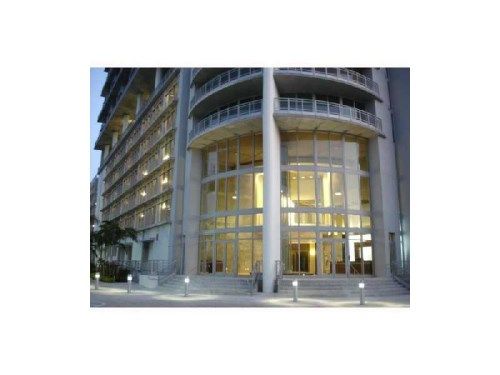 690 SW 1 CT # 1621, Miami, FL 33130