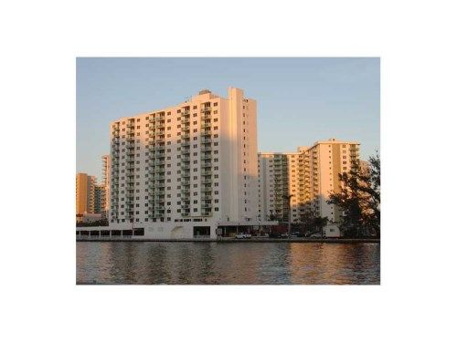 3000 S OCEAN DR # 1502, Hollywood, FL 33019