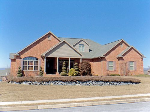 147 CELESTIAL TER, Greencastle, PA 17225