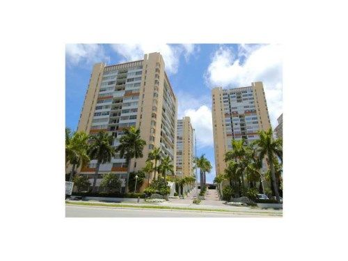 1890 S OCEAN DR # 1905, Hallandale, FL 33009