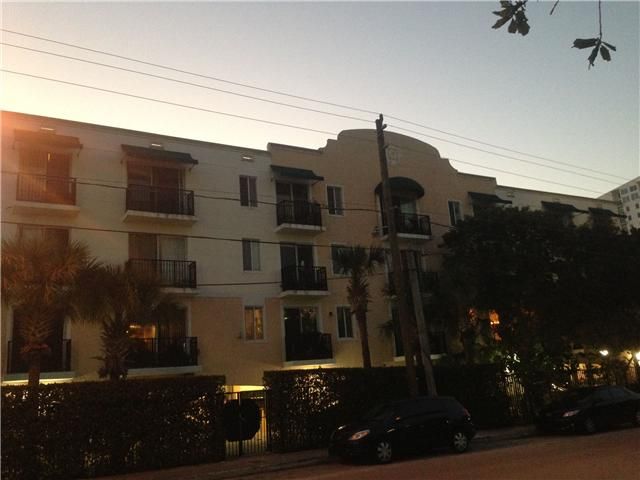 400 SW 2 ST # 105, Miami, FL 33130