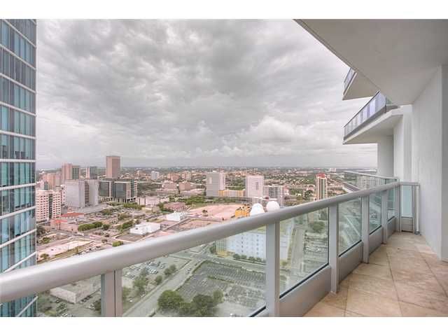 900 BISCAYNE BL # 3901, Miami, FL 33132