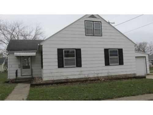 107 W Maple Ave, Conrad, IA 50621