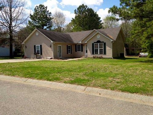 96 Morgan Drive, Adairsville, GA 30103