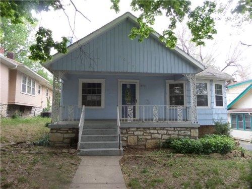 1020 N 24th St, Kansas City, KS 66102