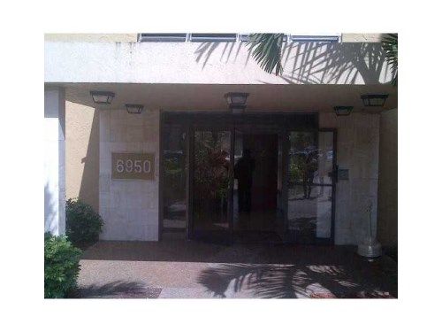 6950 MIAMI GARDENS DR # 2-403, Hialeah, FL 33015