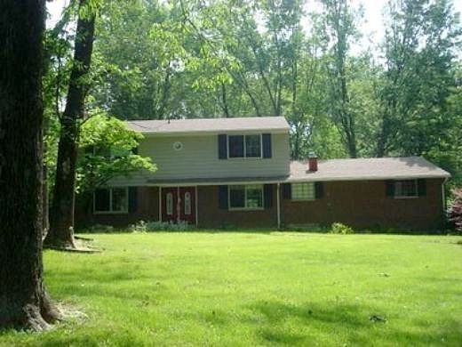 Crestway Drive, Clayton, OH 45315