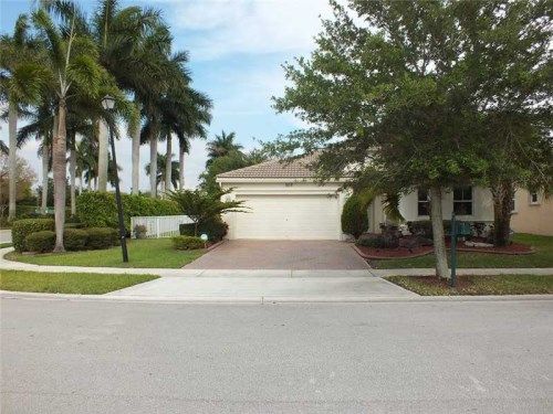 5115 SW 157 AV, Hollywood, FL 33027