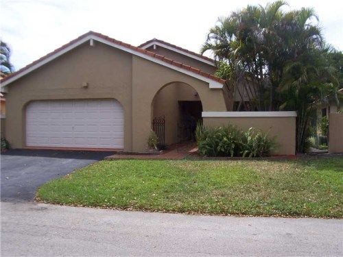 17336 NW 61 CT, Hialeah, FL 33015