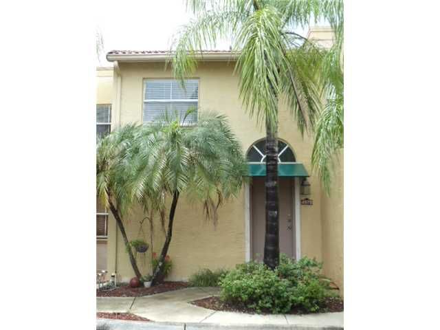 4970 NW 97 pl # 309, Miami, FL 33178