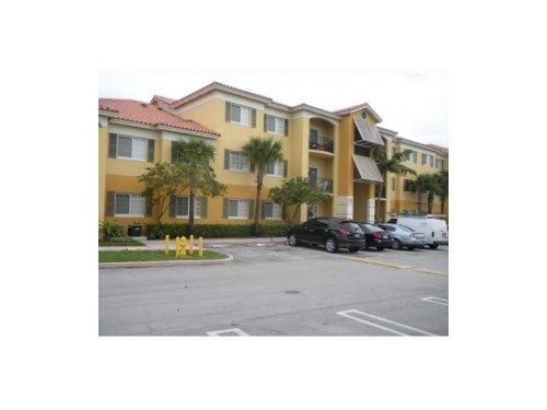 7290 NW 114 AV # 205, Miami, FL 33178