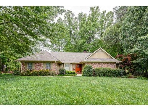 6930 Hunters Branch Drive, Atlanta, GA 30338