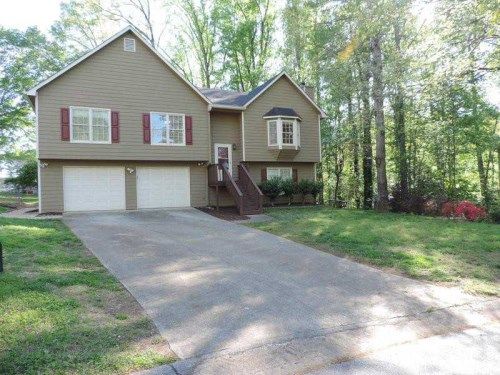 2717 Braemore Gln, Powder Springs, GA 30127