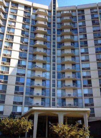 40 North Tower Road Apartment 8A, Oak Brook, IL 60523