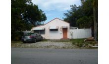 901 S 24 TE Hollywood, FL 33020