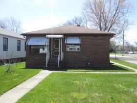 4309 Fruitland Dr, Cleveland, OH 44134