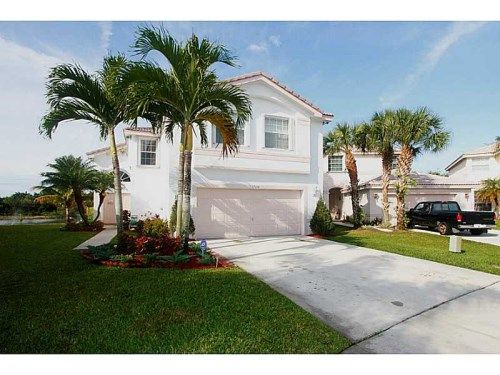 17698 SW 32 ST, Hollywood, FL 33029