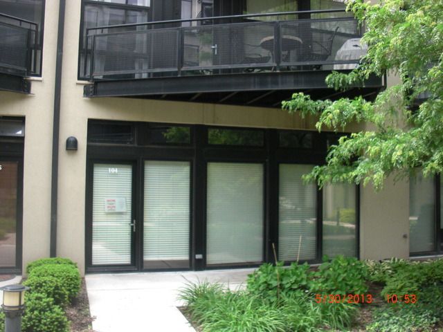 1151 W 14th Pl Unit 104, Chicago, IL 60608