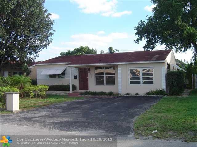 2914 VAN BUREN ST, Hollywood, FL 33020