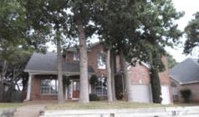 841 Forest Hollow Dr Hurst, TX 76053