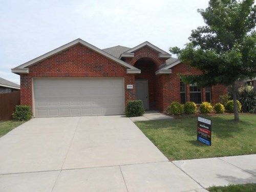 2008 Kings Forest Dr, Forney, TX 75126