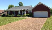 114 Hedgewood Dr Lexington, TN 38351