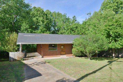 709 High St, Florence, AL 35630