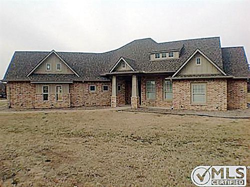 2088 Cross Creek Drive, Scurry, TX 75158