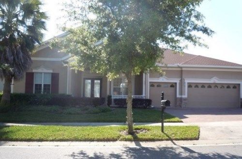 206 Crepe Myrtle Dr, Groveland, FL 34736