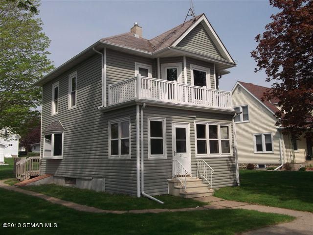 211 Maple St, Mabel, MN 55954