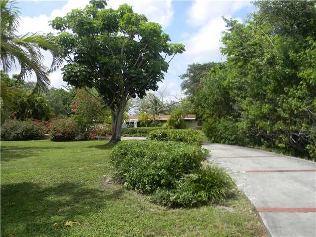 7425 SW 122 ST, Miami, FL 33156