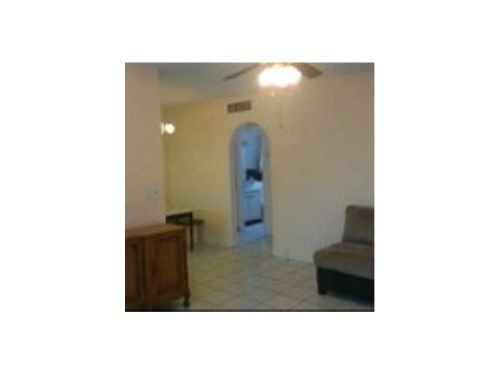 30 SE 4TH AV # 218, Hallandale, FL 33009