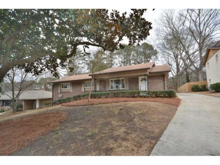 2624 Cove Circle, Atlanta, GA 30319