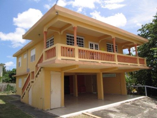 120 C Lluveras, Yauco, PR 00698