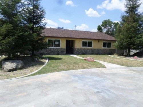 119 S. Acacia Street, Woodlake, CA 93286