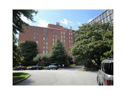 Unit 218 - 3060 N Pharr Court Nw, Atlanta, GA 30305