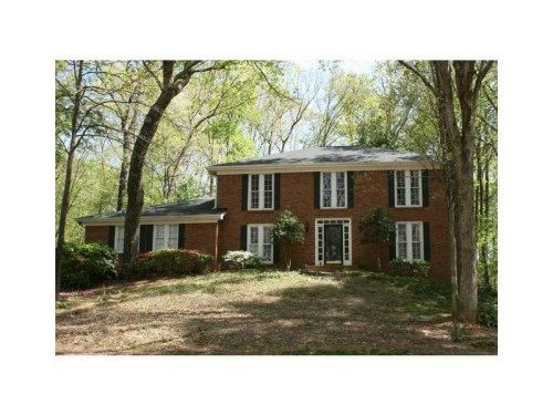 330 Martins Trail, Roswell, GA 30076