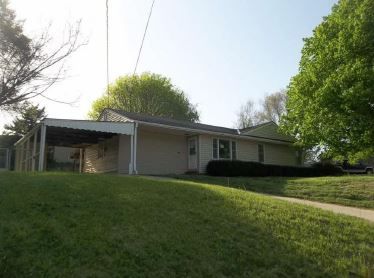 3214 S 30th Street, Saint Joseph, MO 64503