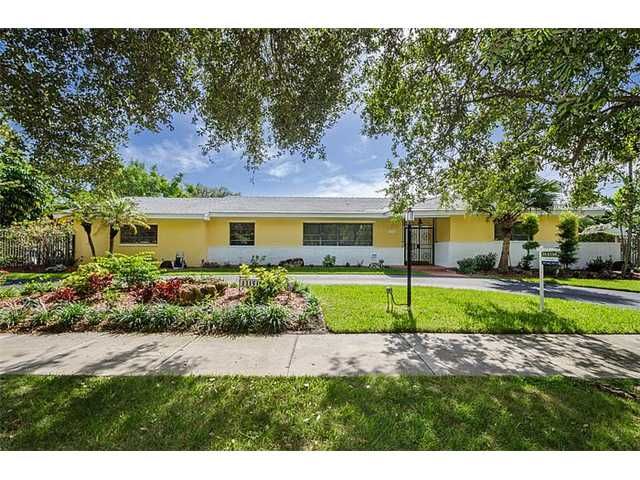 13151 SW 72 AV, Miami, FL 33156