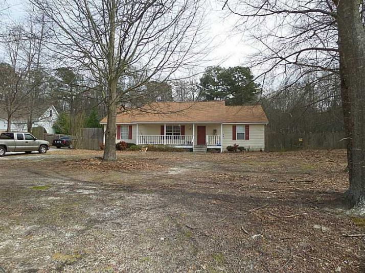 646 Pine Grove Avenue, Grayson, GA 30017