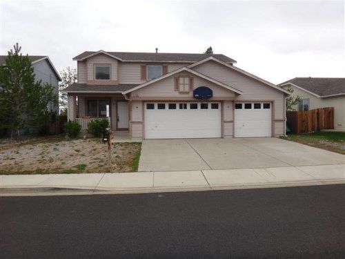 7945 Monterey Shores Dr, Reno, NV 89506