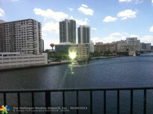 200 Leslie Dr # 520, Hallandale, FL 33009