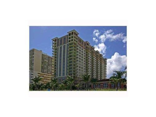 2080 OCEAN DR # 204, Hallandale, FL 33009