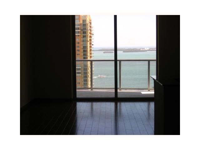 1060 BRICKELL AV # 2205, Miami, FL 33131